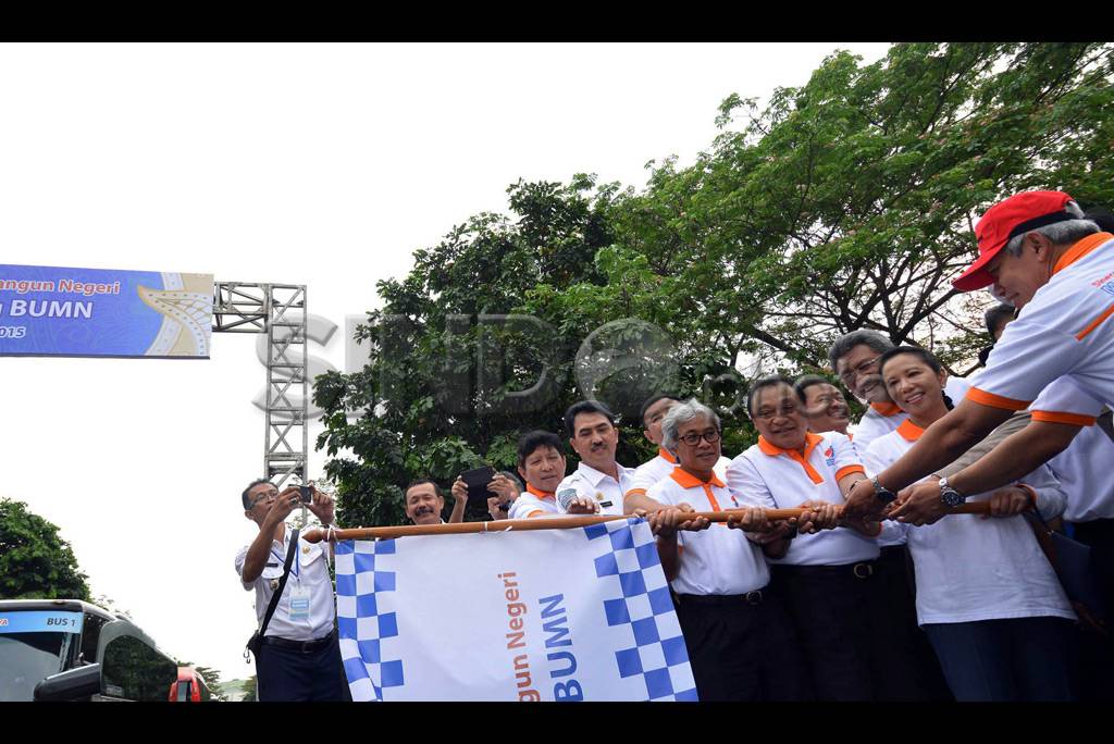 Kementerian BUMN Pecahkan...