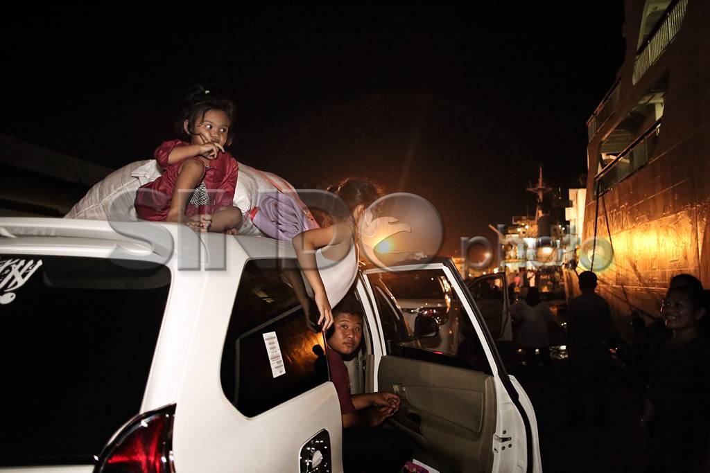 Pemudik Tujuan Surabaya...
