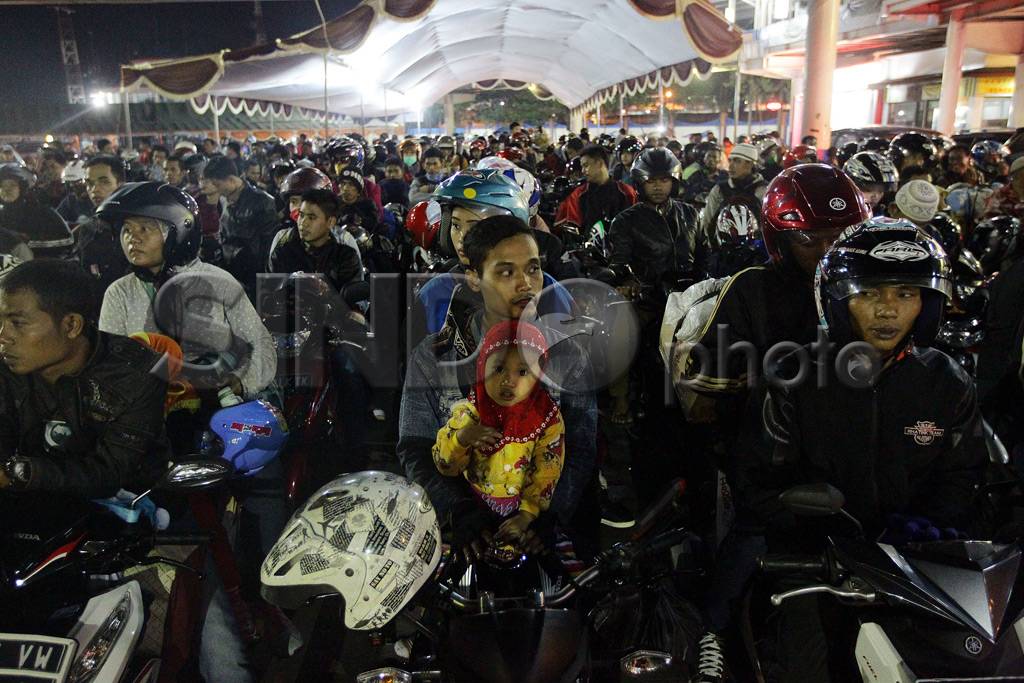 Antrean Pemudik Motor...