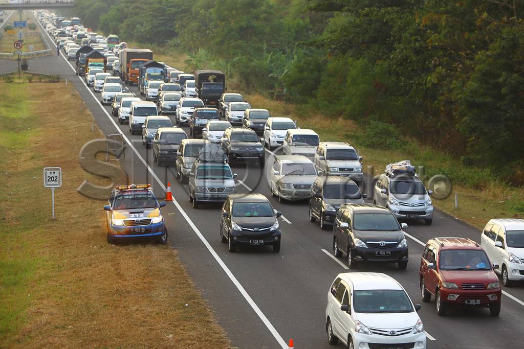 Palikanci Macet 25 Km...