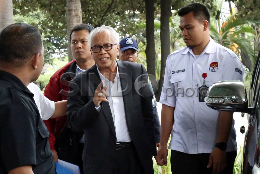 KPK Jemput Paksa OC...