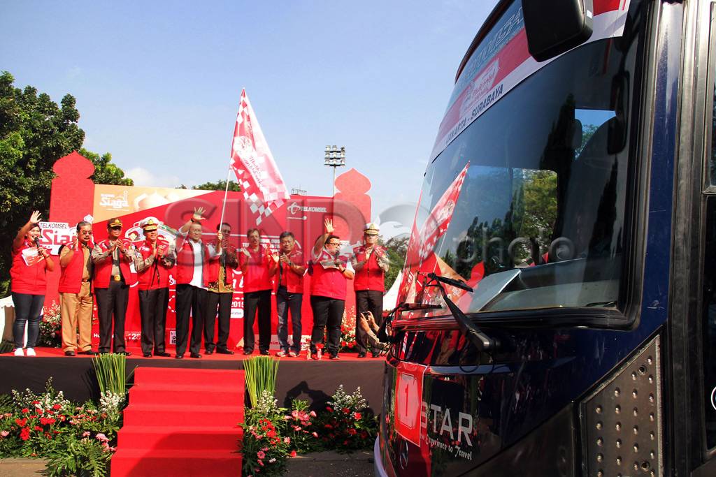 Telkomsel Berangkatkan...