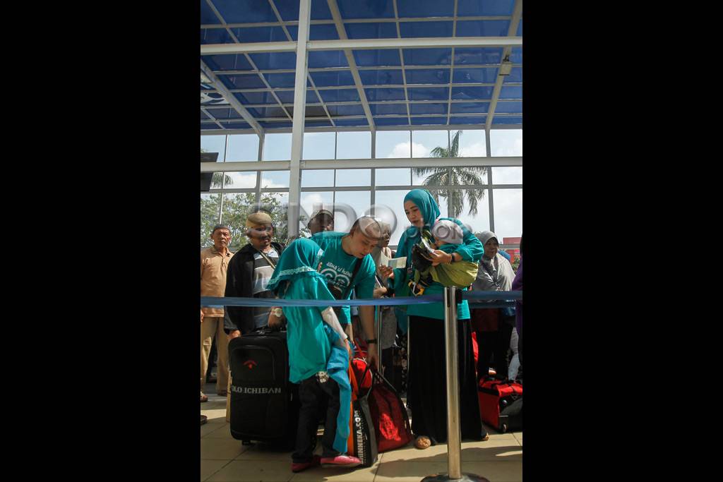 H+2 Lebaran Stasiun...