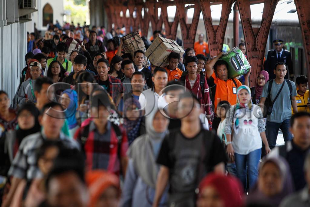 Arus Balik Mulai Tampak...
