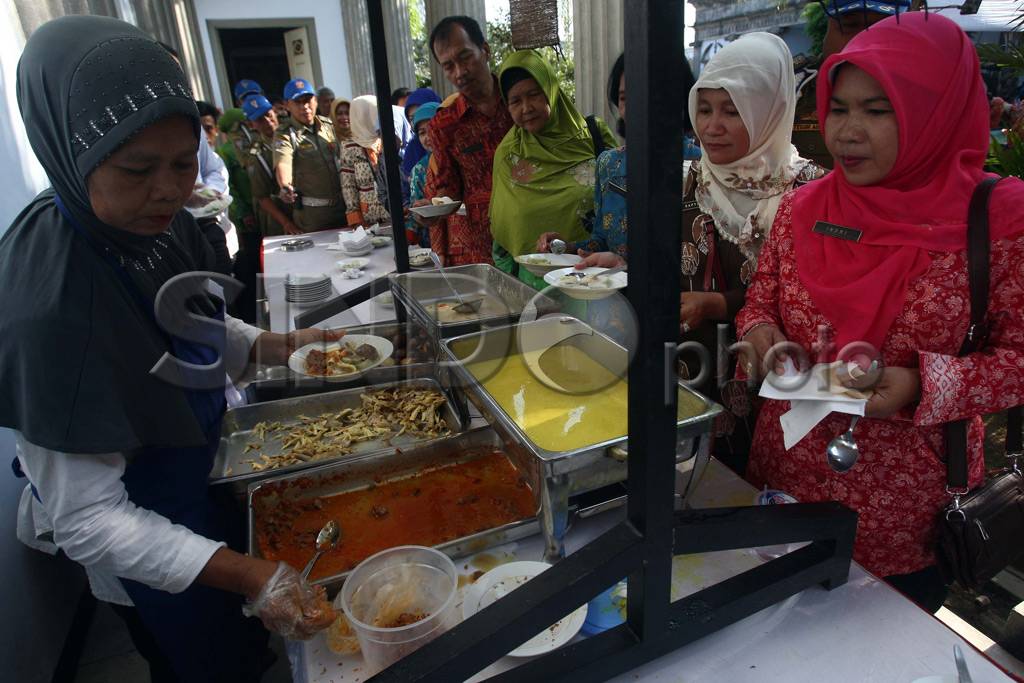 Ramai-ramai Sarapan...