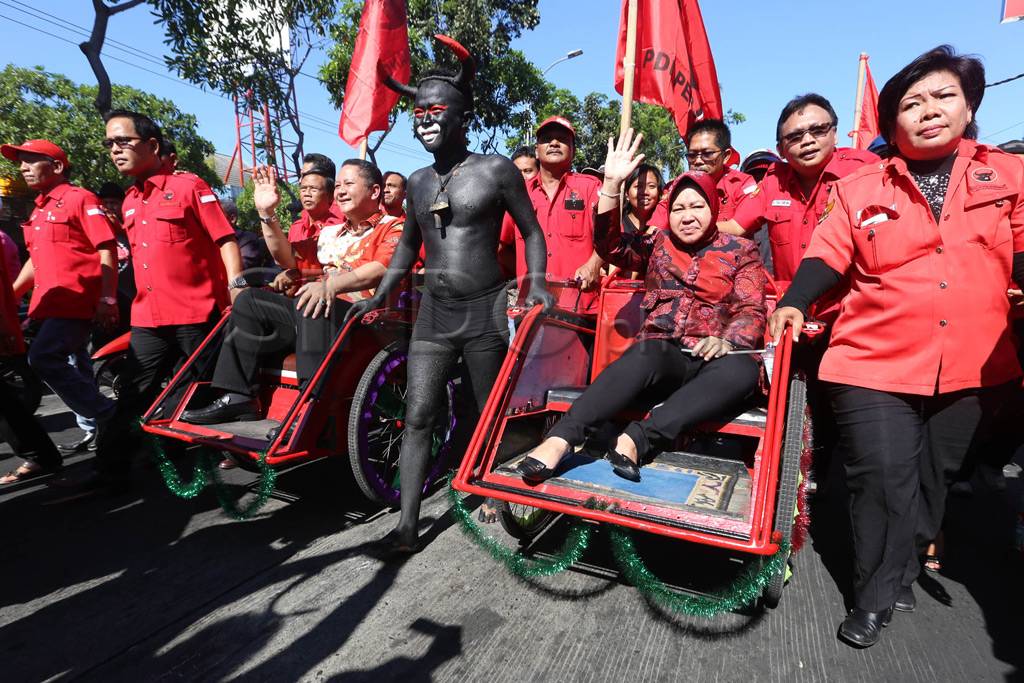 Daftar ke KPU, Risma-Wisnu...