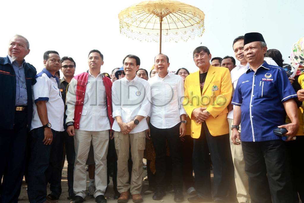 Naik Sepeda, Saan Mustopa...