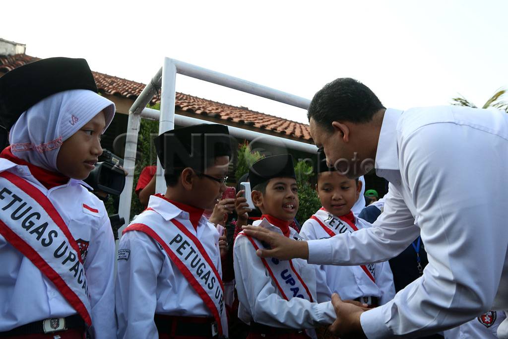 Hari Pertama Sekolah,...