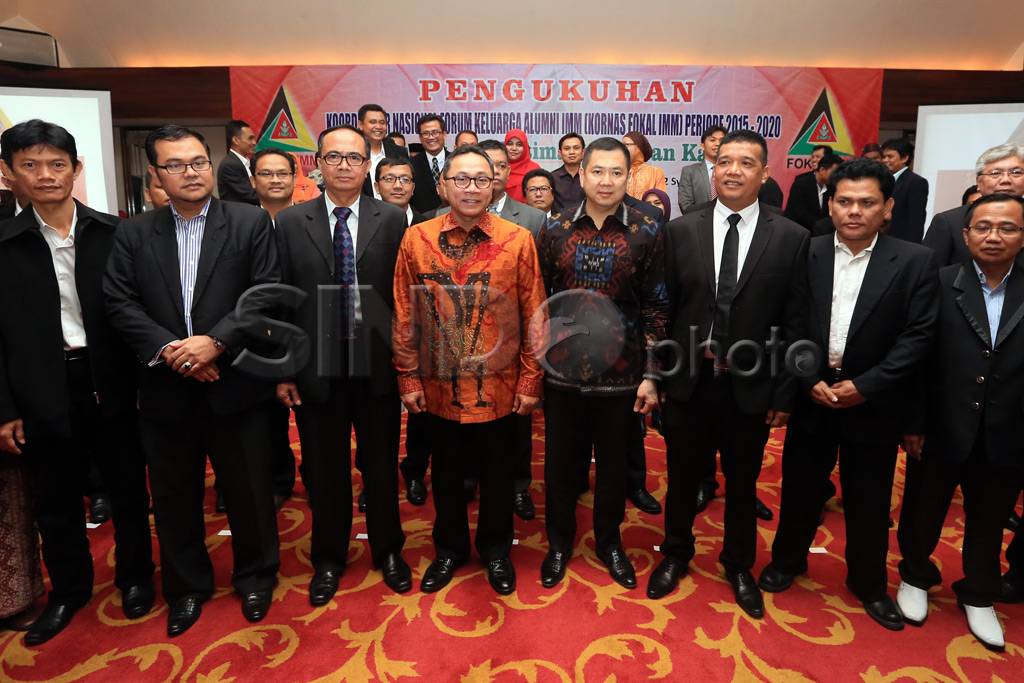 HT Hadiri Pengukuhan...