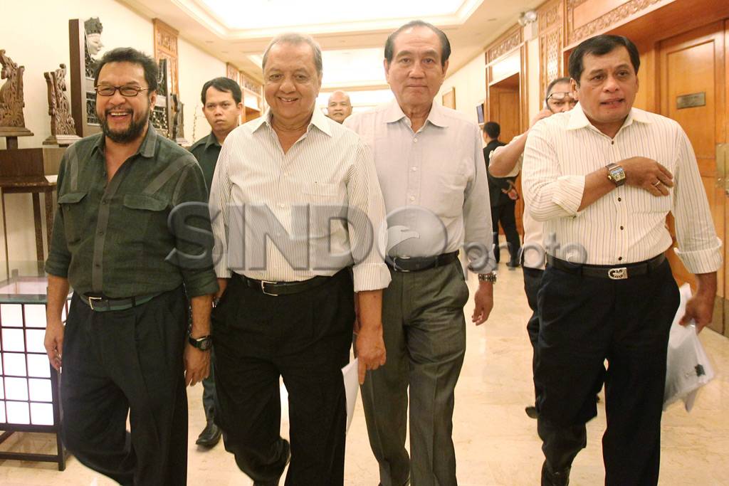 Dua Kubu Partai Golkar...