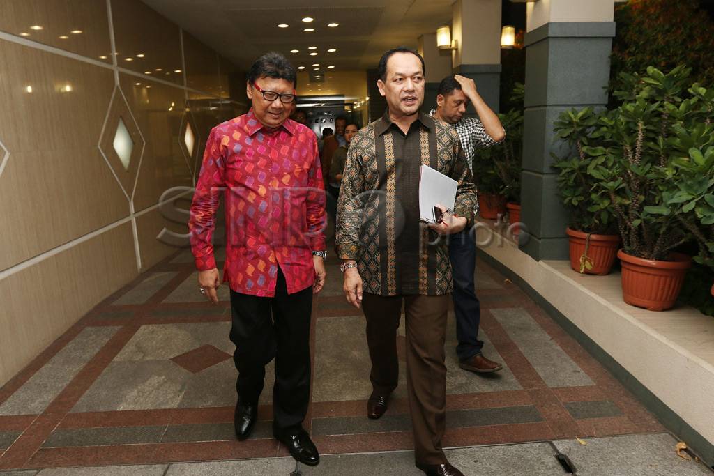 Mendagri Bahas Pilkada...