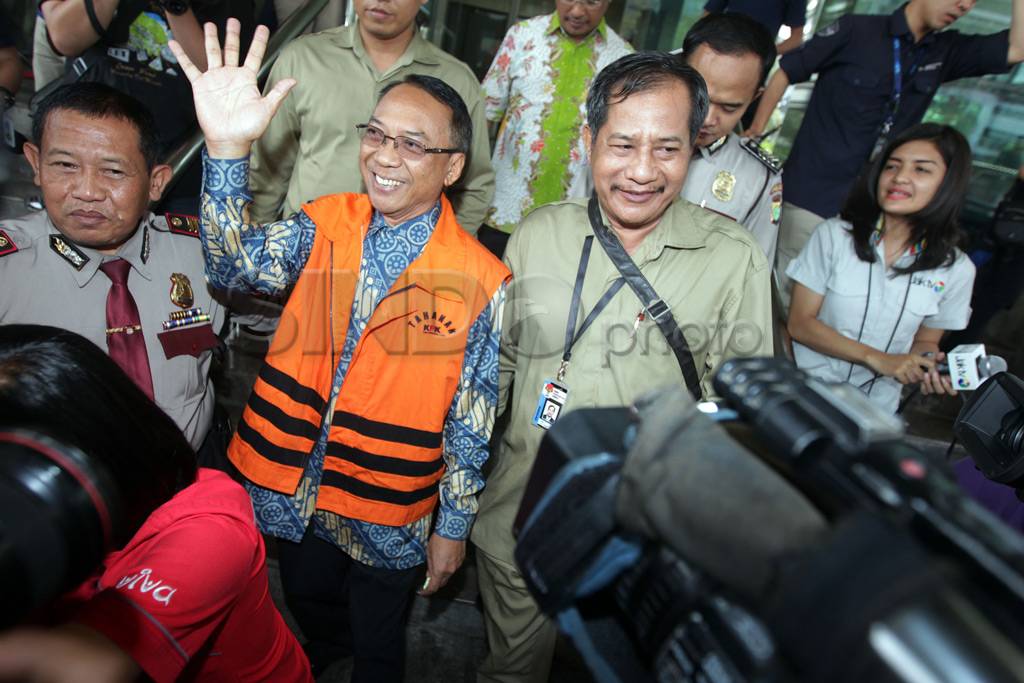 KPK Perpanjang Penahanan...