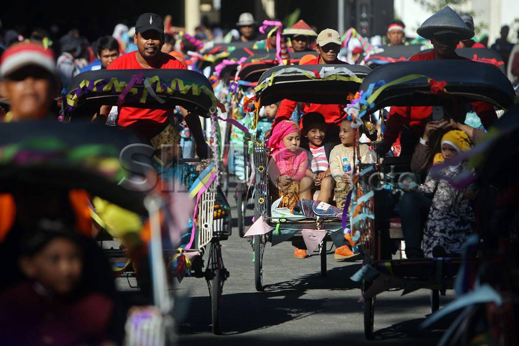 Pawai Anti Kejahatan...