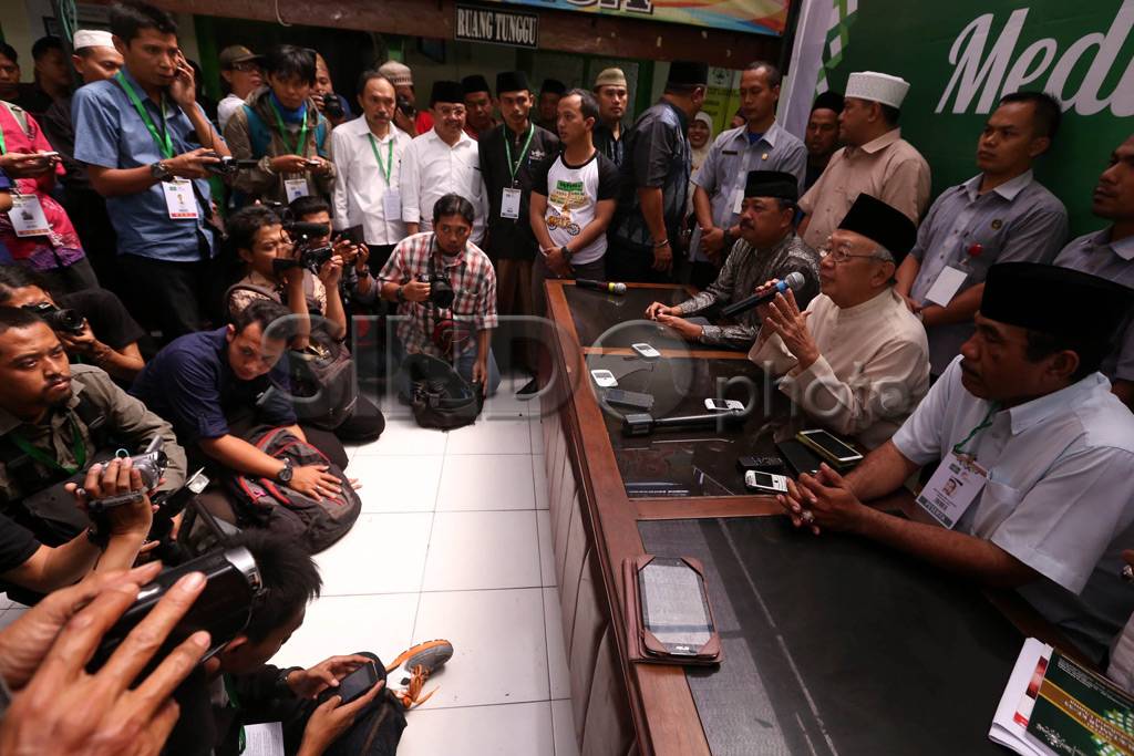 Gus Solah Tengarai Money...