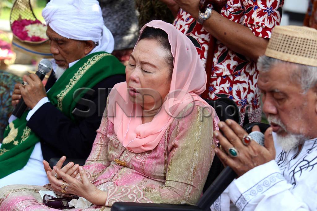 Gusdurian Ziarah ke...
