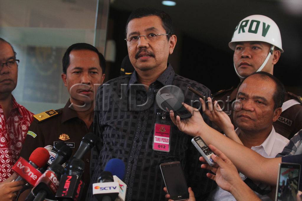Kejaksaan Agung Periksa...