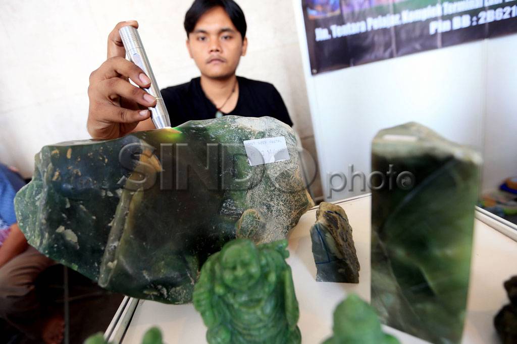 Pameran Batu Mulia Terbesar...