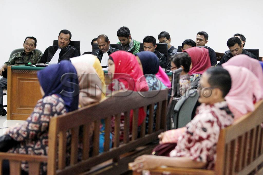 Jaksa Hadirkan 17 Saksi...