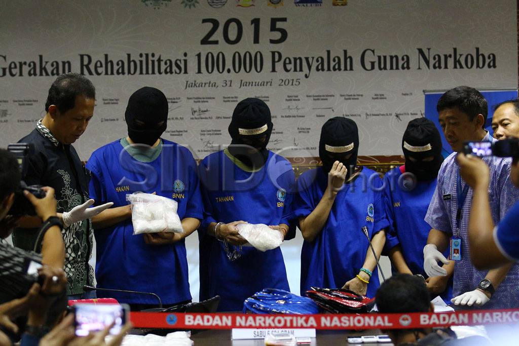 BNN Tangkap Kurir Pengedar...
