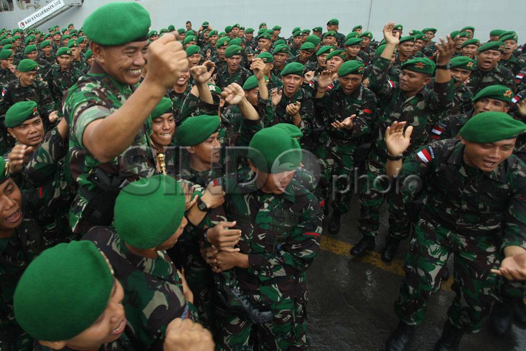 450 Prajurit TNI Diberangkatkan...
