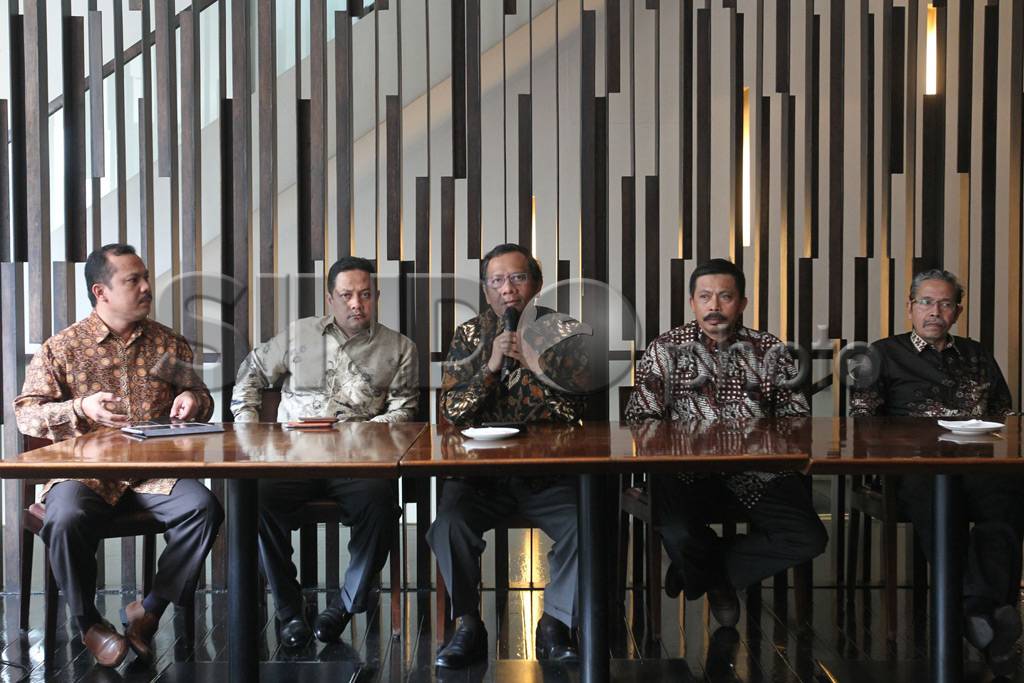 5.000 Alumni UII Pulang...