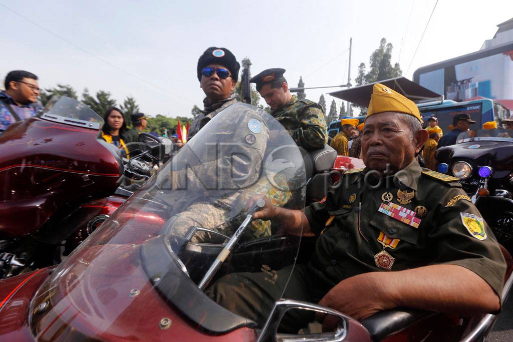 Karnaval Hari Veteran...