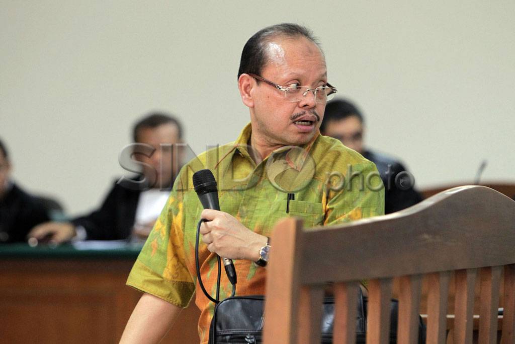 Sutan Bhatoegana Bacakan...
