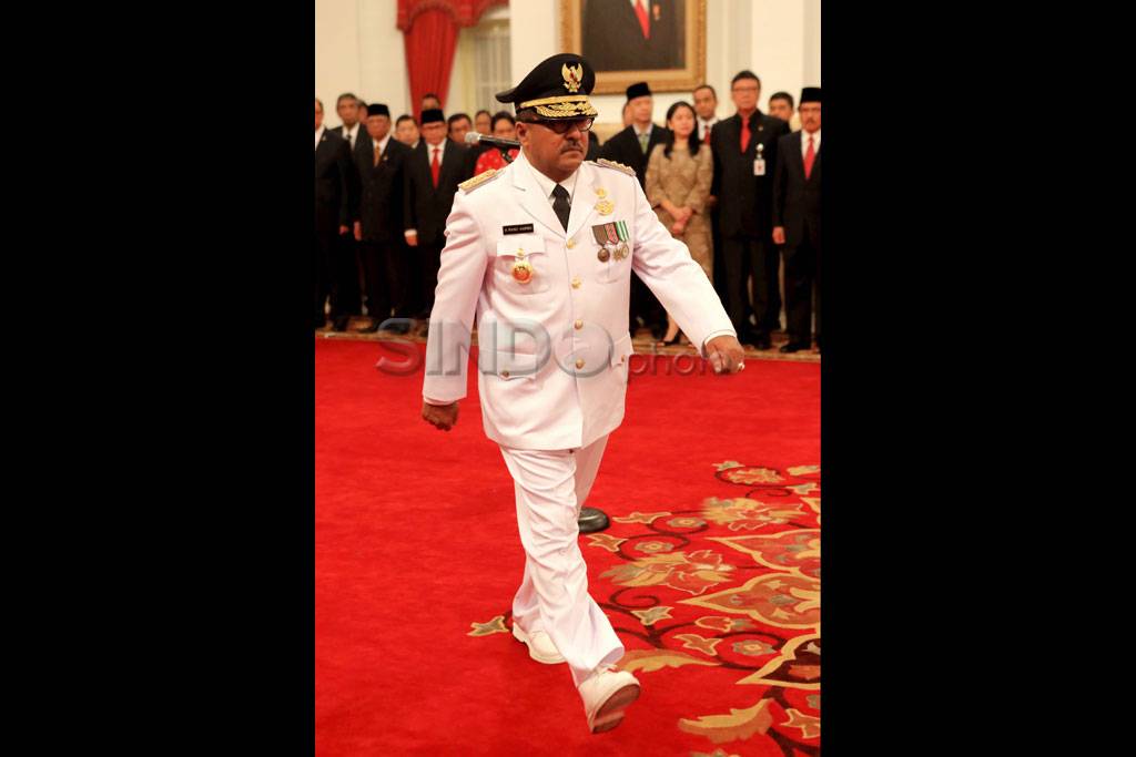 Rano Karno Resmi Jabat...