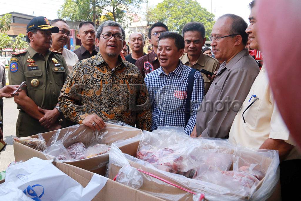 Gubernur Jawa Barat...