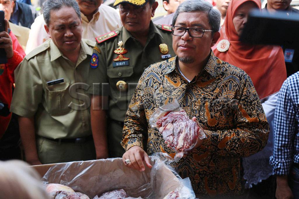 Gubernur Jawa Barat...