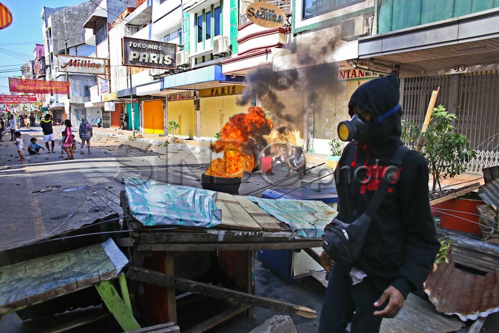 Warga Bulogading Makassar...