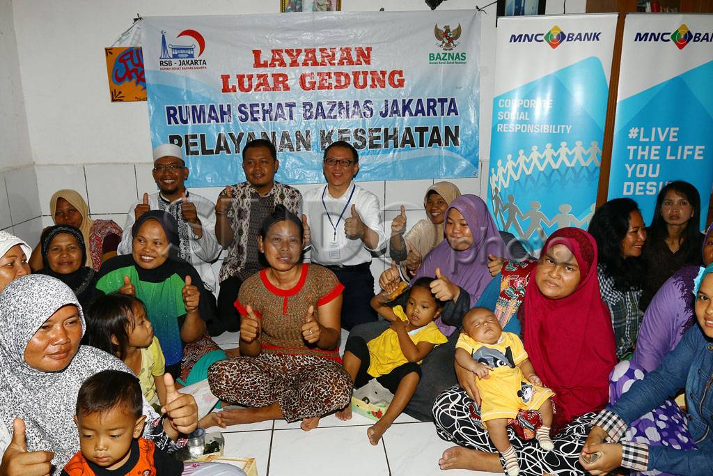 MNC Bank Gelar Pengobatan...