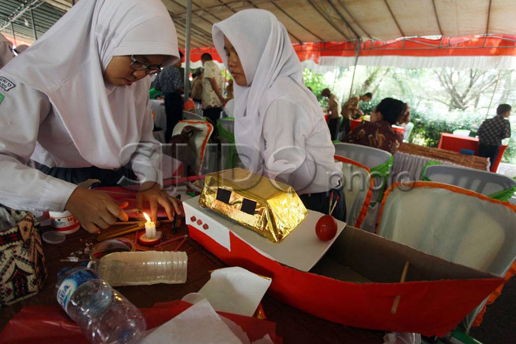 Lomba Kerajinan Telok...
