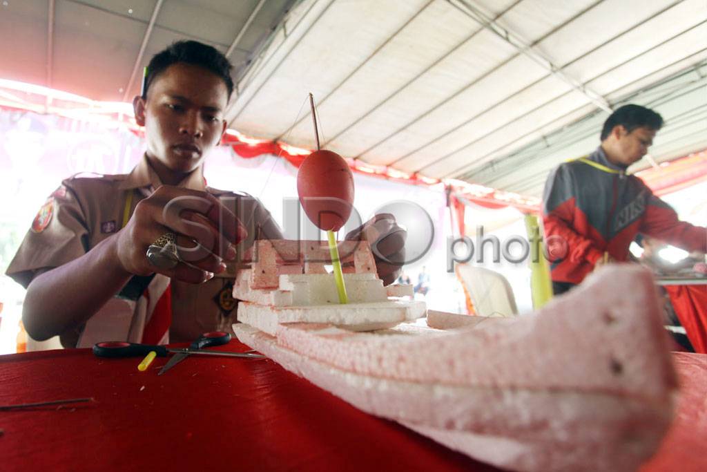 Lomba Kerajinan Telok...