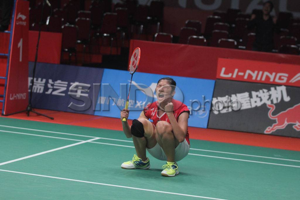 Tundukkan Tzu Ying Tai,...