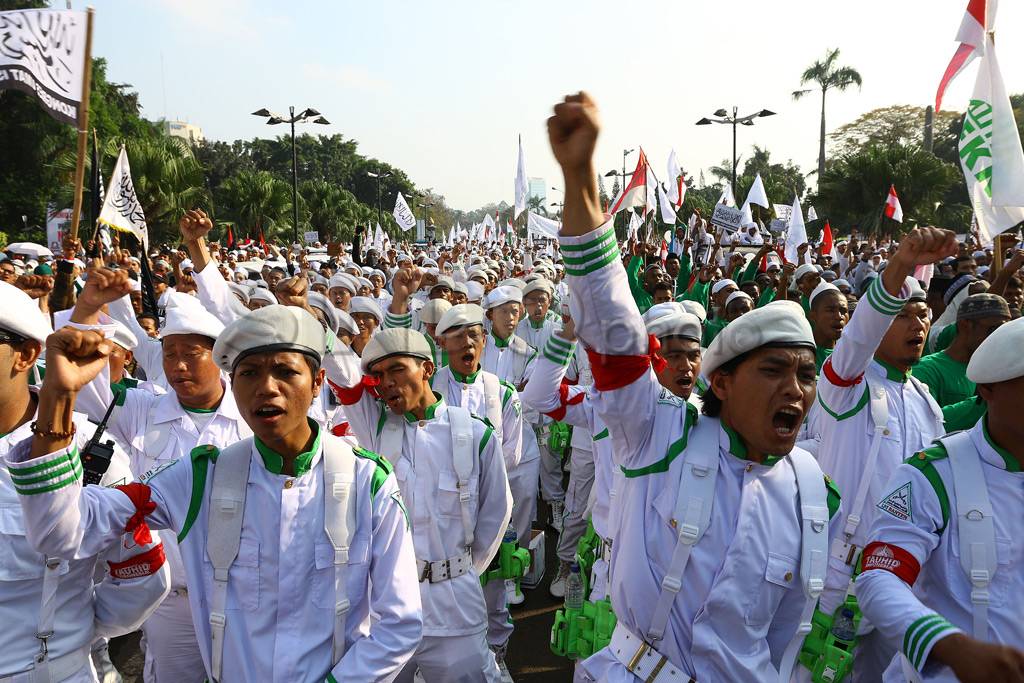 Ribuan Umat Muslim Ikuti...