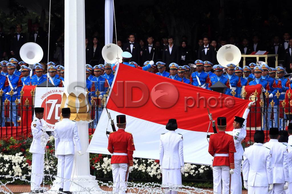 Upacara HUT ke-70 Republik...