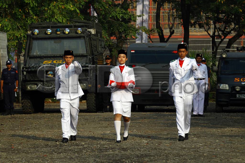 Ribuan Karyawan Ikuti...