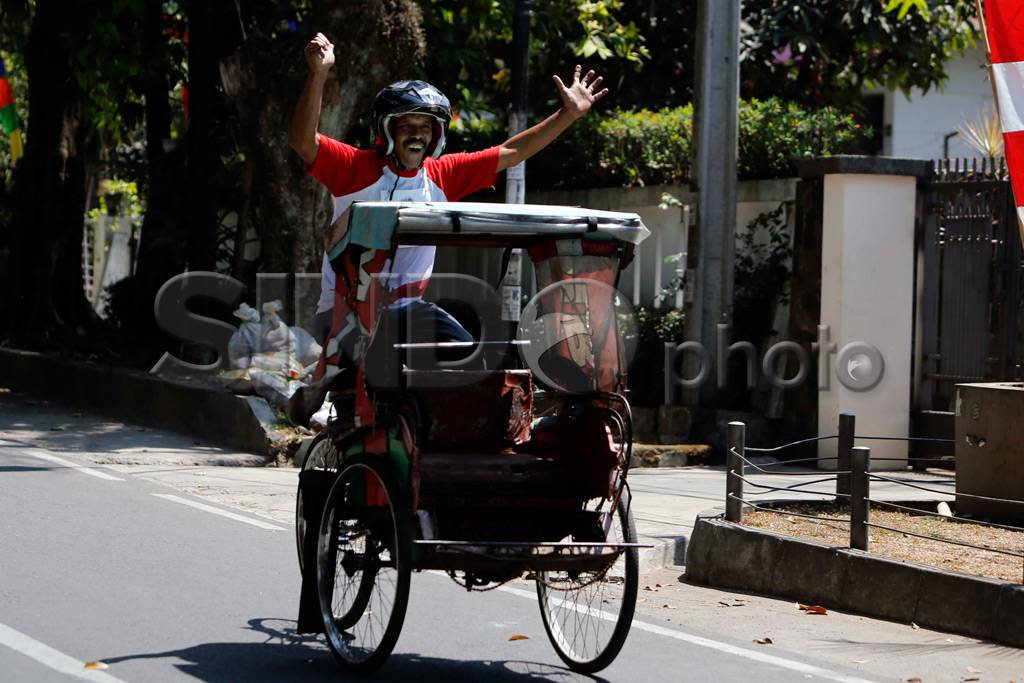Atraksi Becak Racing...