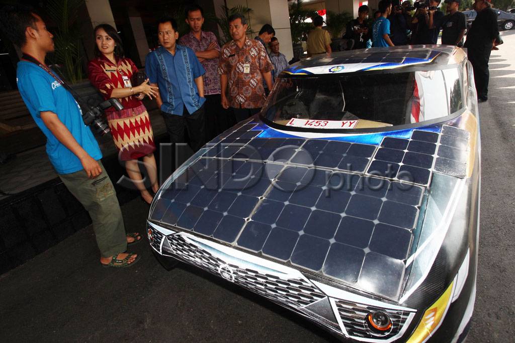 Mobil Tenaga Surya Karya...