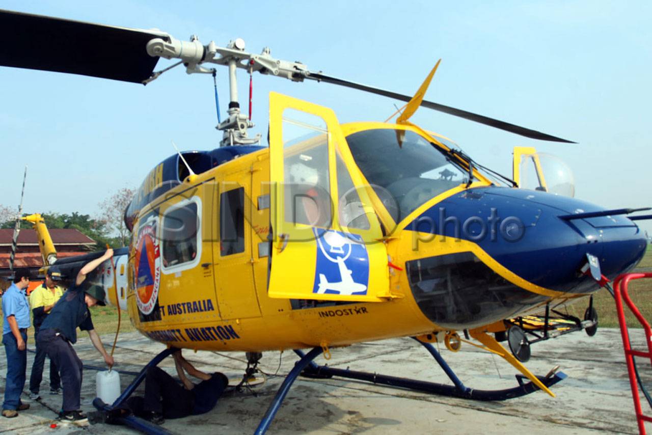 Helikopter Gunakan Flame...