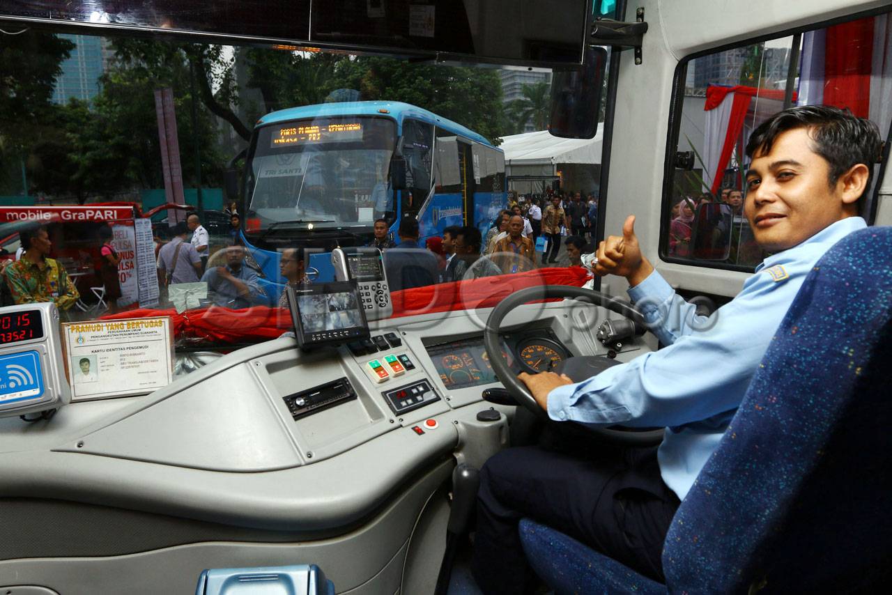 Bus Transjabodetabek...