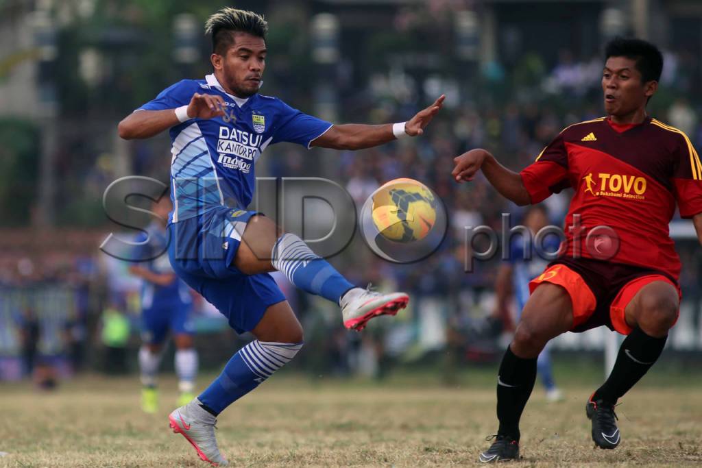 Lawan Sukabumi Selection,...