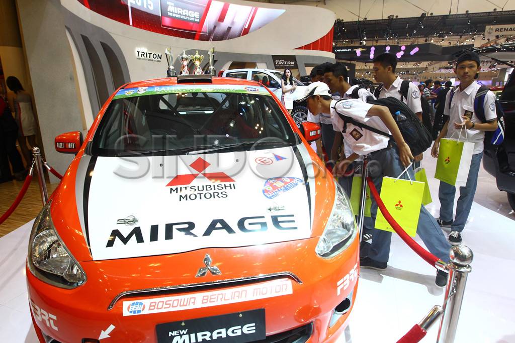 Kunjungi GIIAS 2015,...