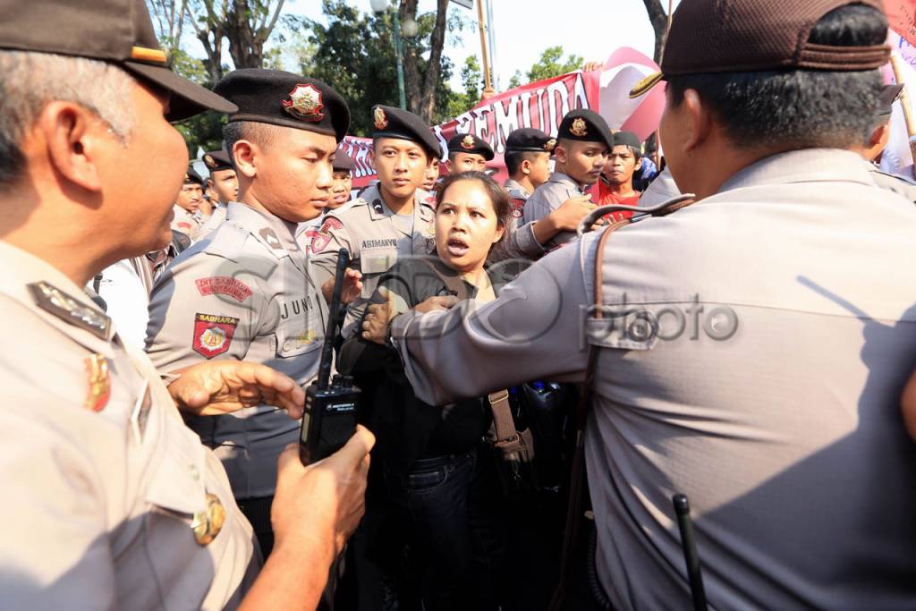 Aksi Turunkan Jokowi-JK