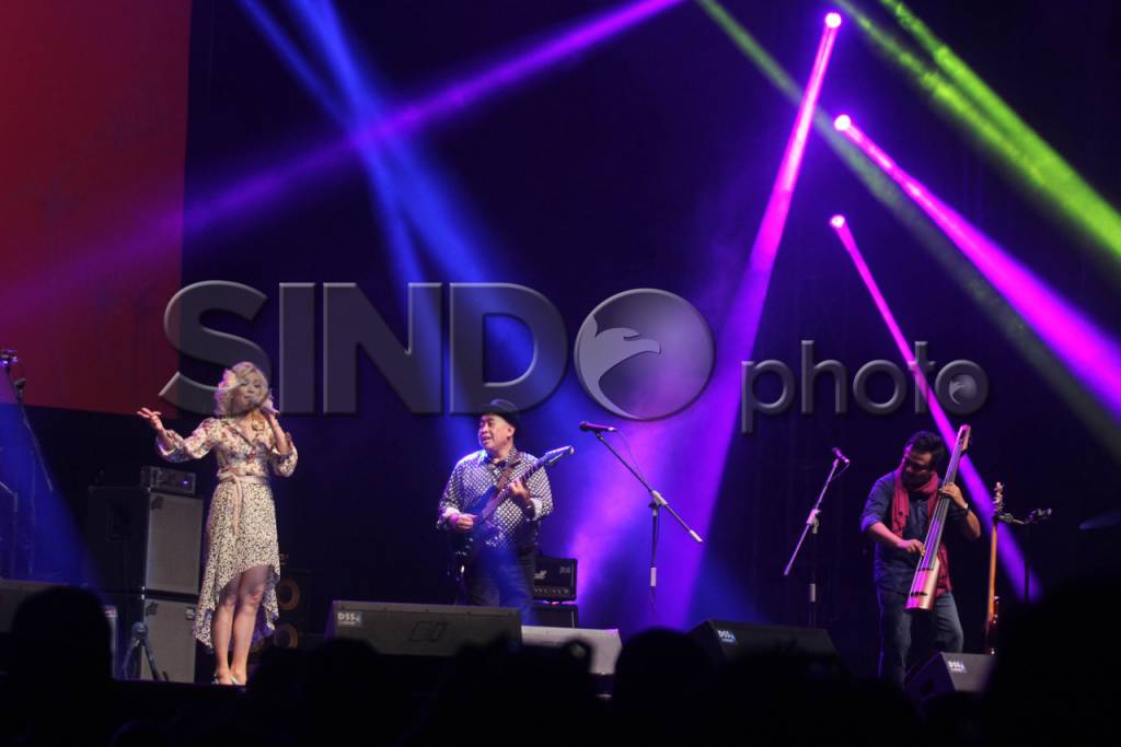 Syaharani & The Queenfireworks...