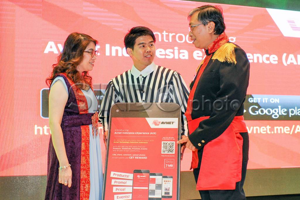Avnet Luncurkan Avnet...