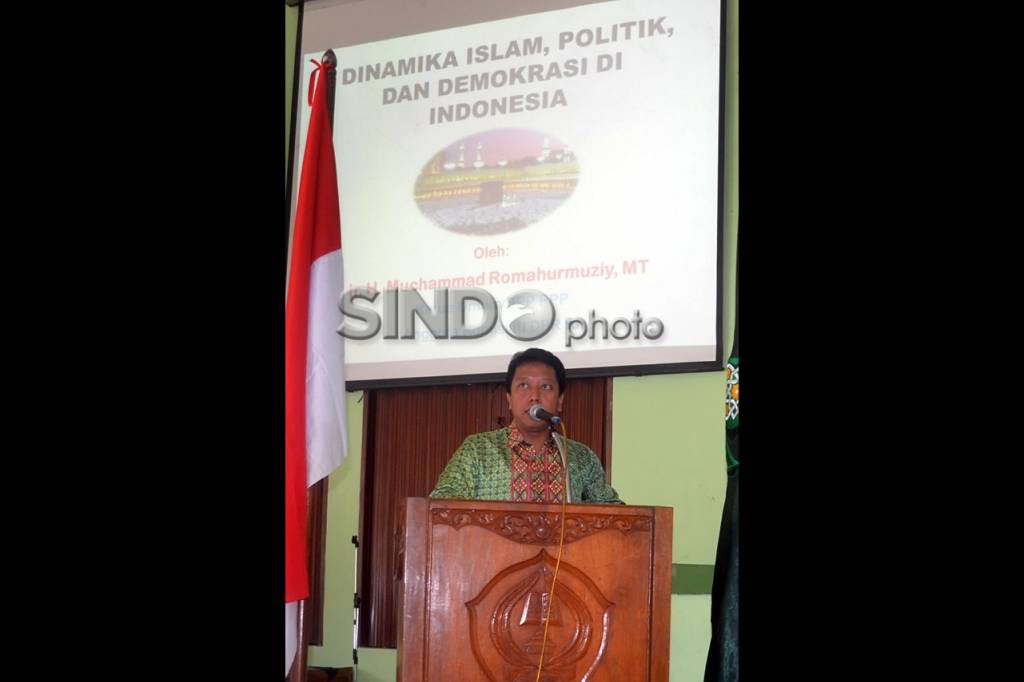 Kuliah Umum Romahurmuziy...