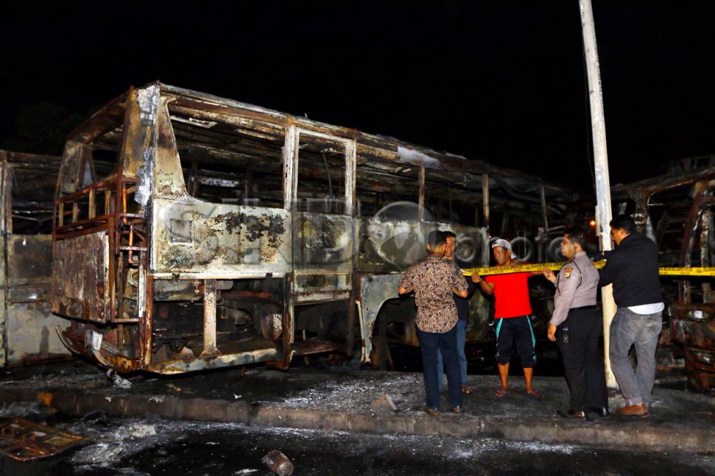 Belasan Bus Transjakarta...