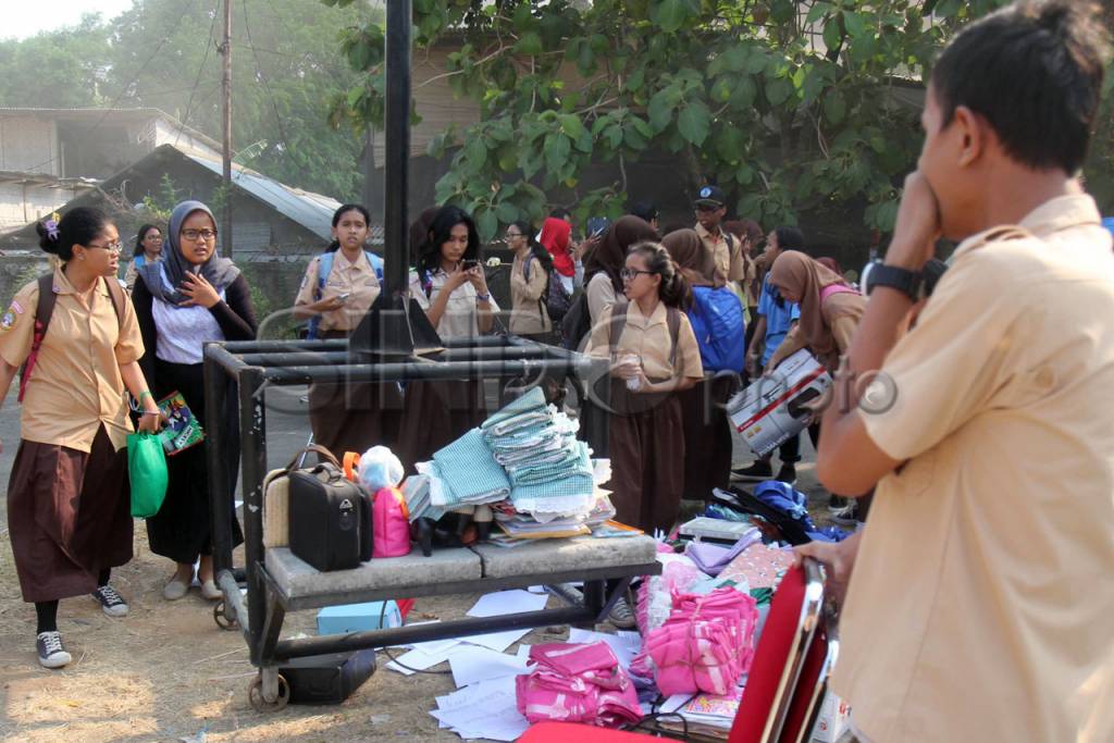 Puluhan Rumah Terbakar...